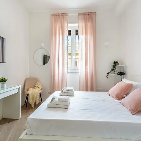 Iflat Stylish New Flat Steps From The Vatican Appartement
